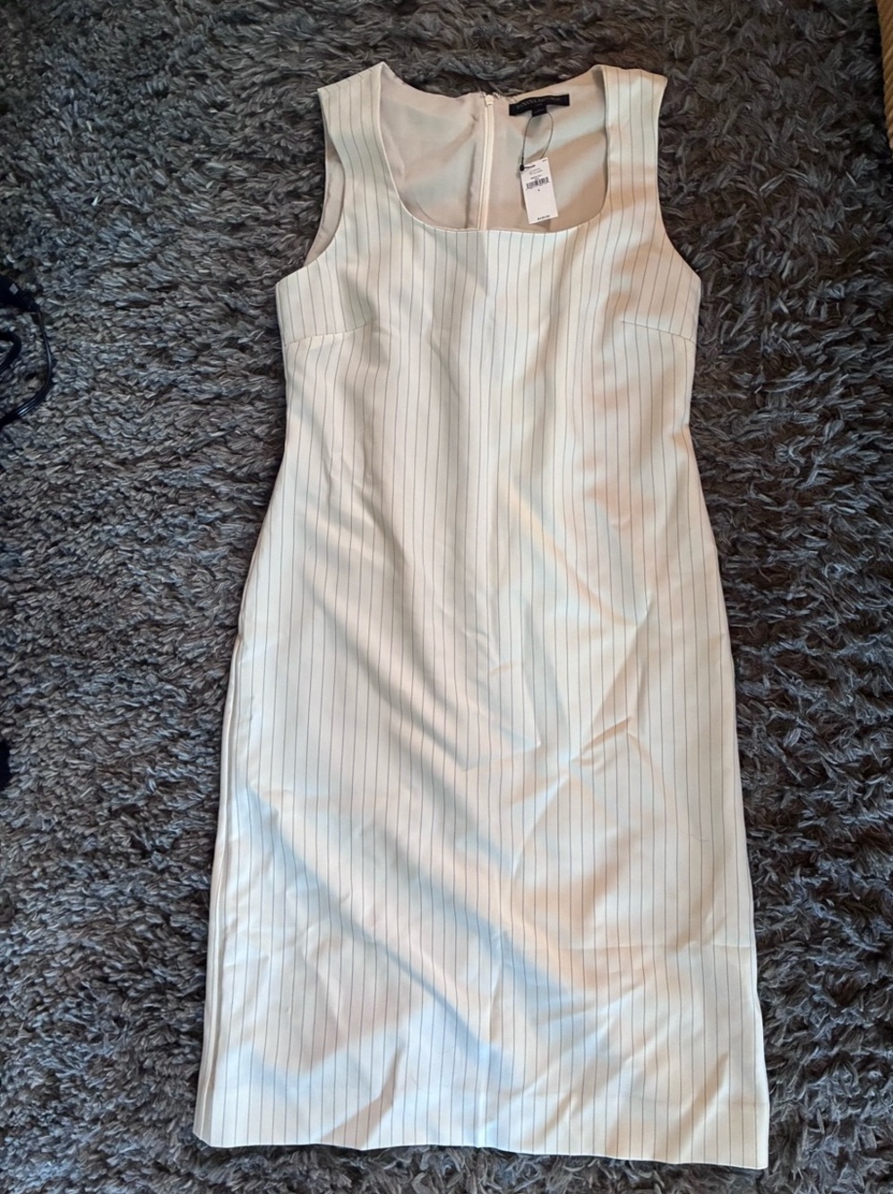 Banana Republic Striped Dress in Cream/White Size 4 NWT